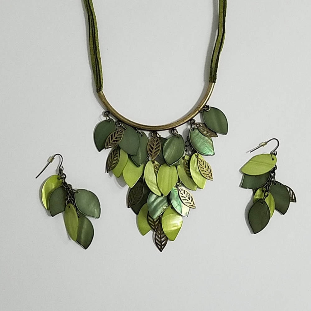 Necklace and Earring Set